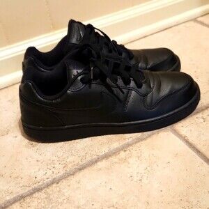 Nike Men's Ebernon Low "Triple Black" Sneakers Size 11.5 AQ1775-003